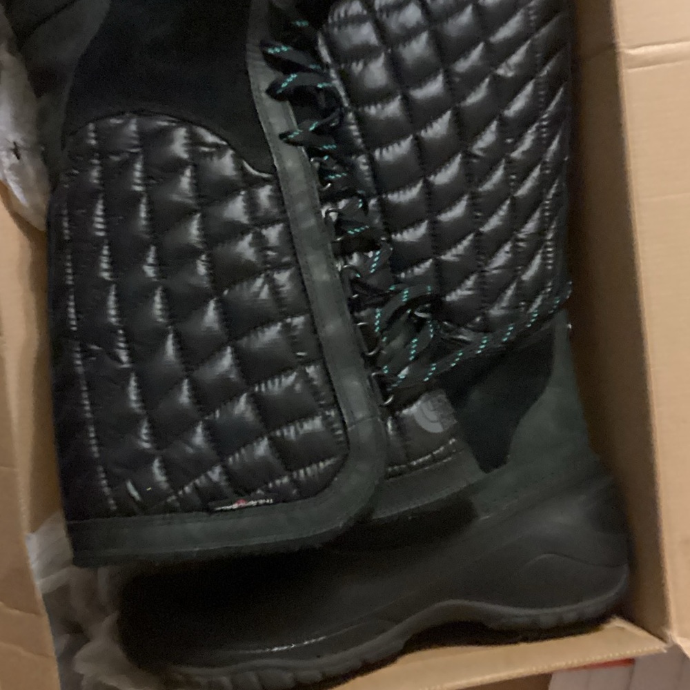 North Face Thermo Boots Sz 8 (some wear & tear) Ladies - Picture 13 of 14